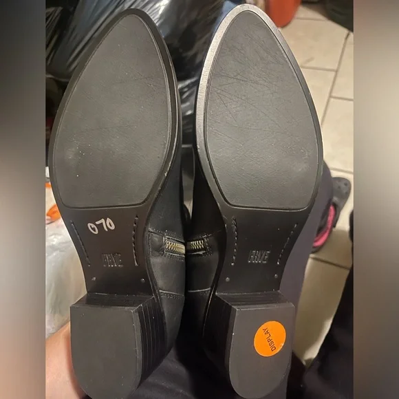 Frye leather booties new size 8 - Picture 3 of 9